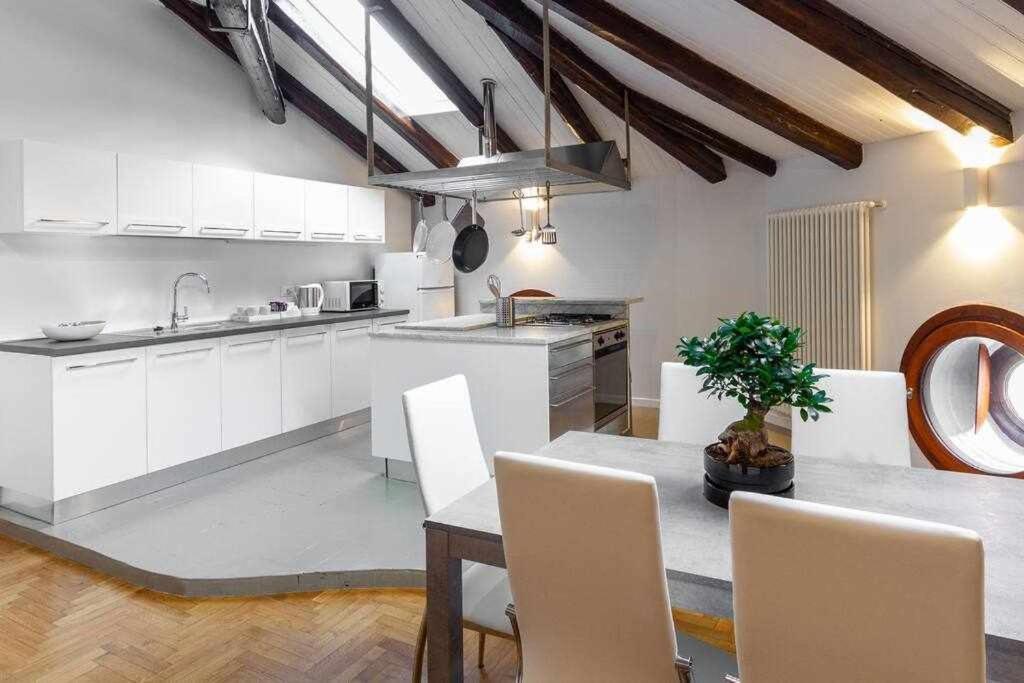 Attic Floor Venice Apartment Местре Екстериор снимка